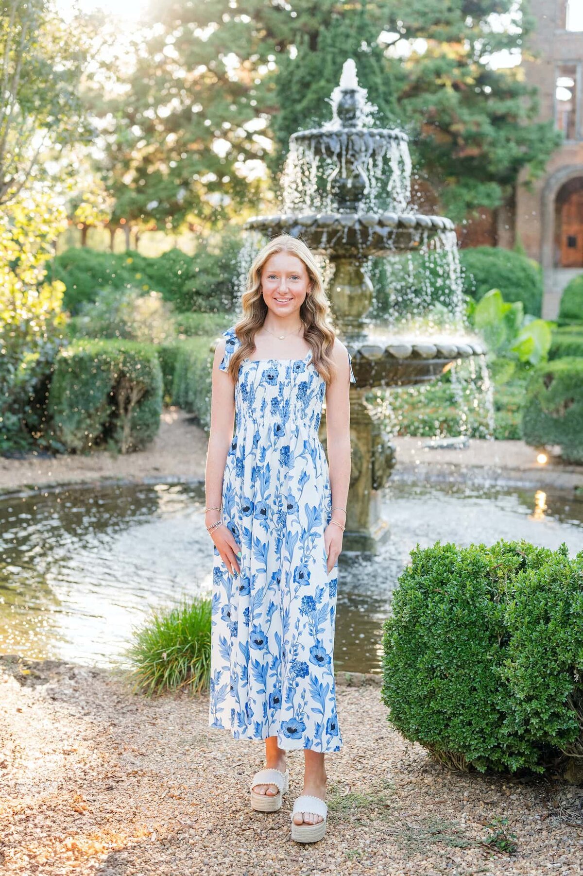 Elli-Row-Photography-Barnsley-Gardens_6157_1