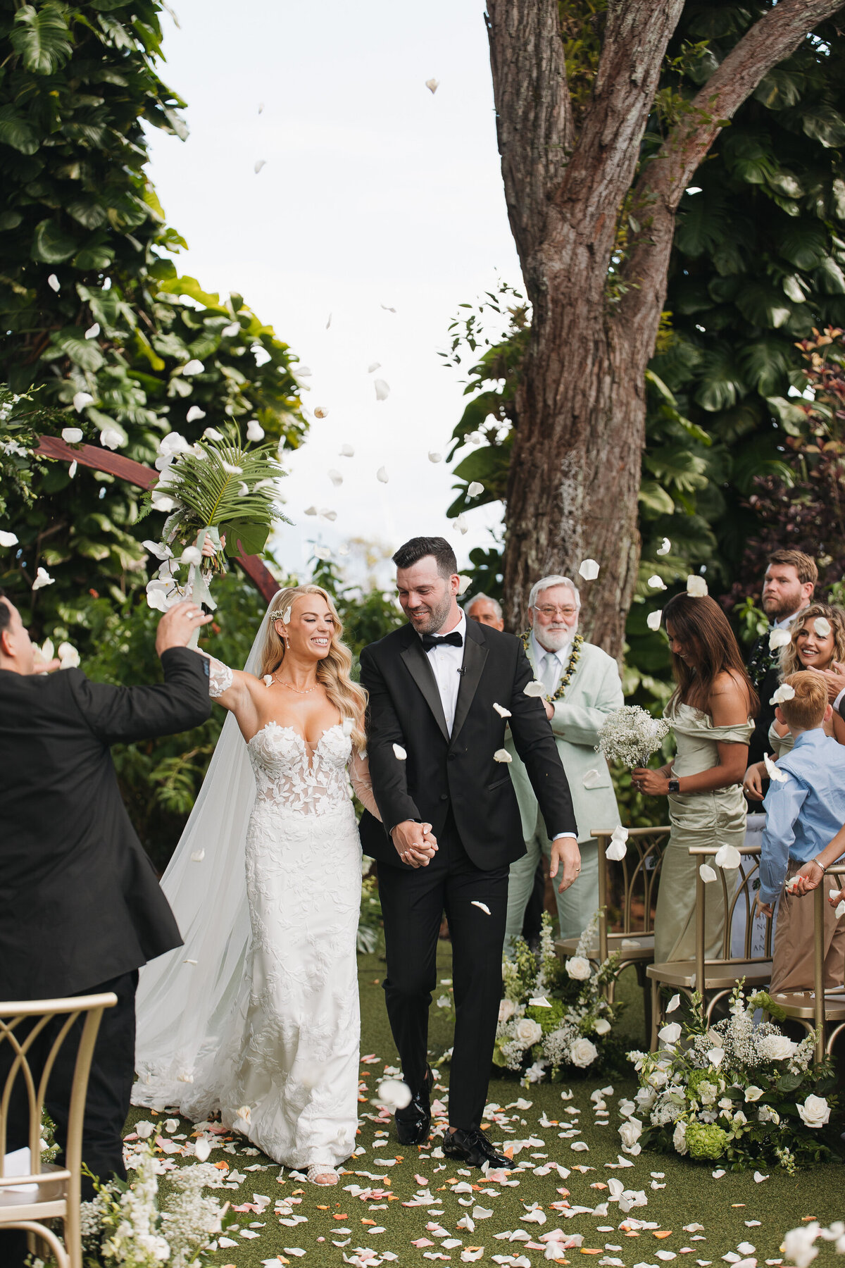 sunset-ranch-hawaii-wedding-theel-productions-378