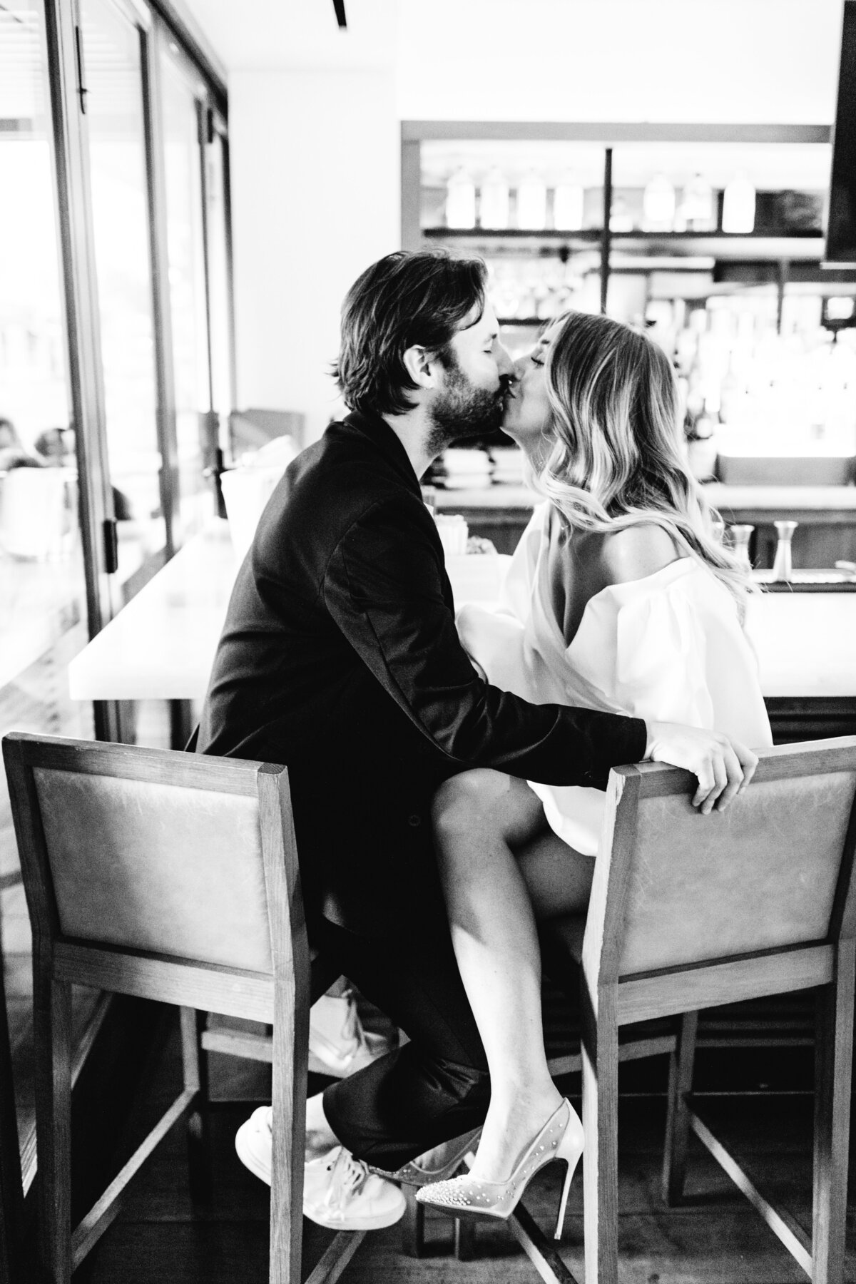 Katie&Sam-Sneaks-062122-JodeeDebesPhotography-225