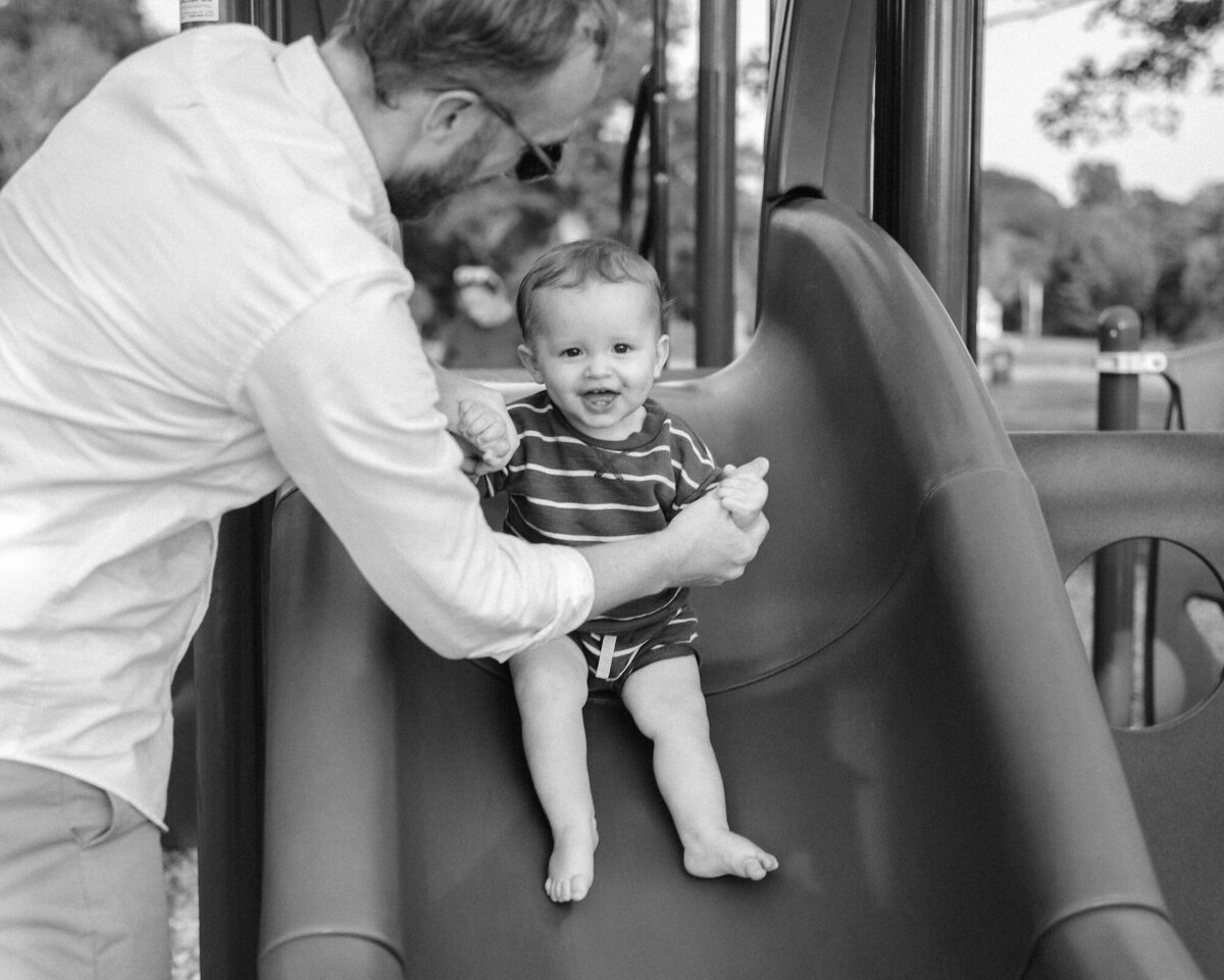 family-photography-boston-manchester-by-the-sea-singing-beach-14
