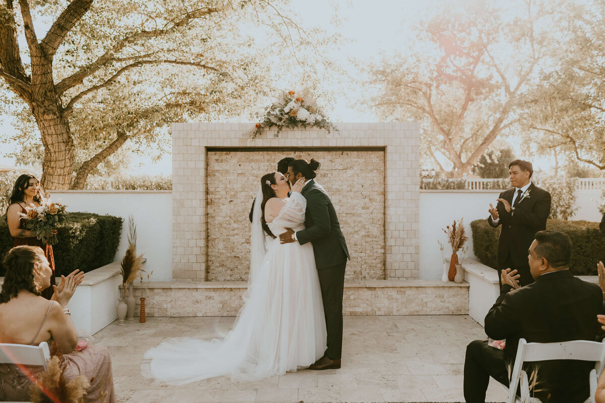 Lindsay-Grove-Wedding-Phoenix-Arizona-OliviaHopePhotography--13