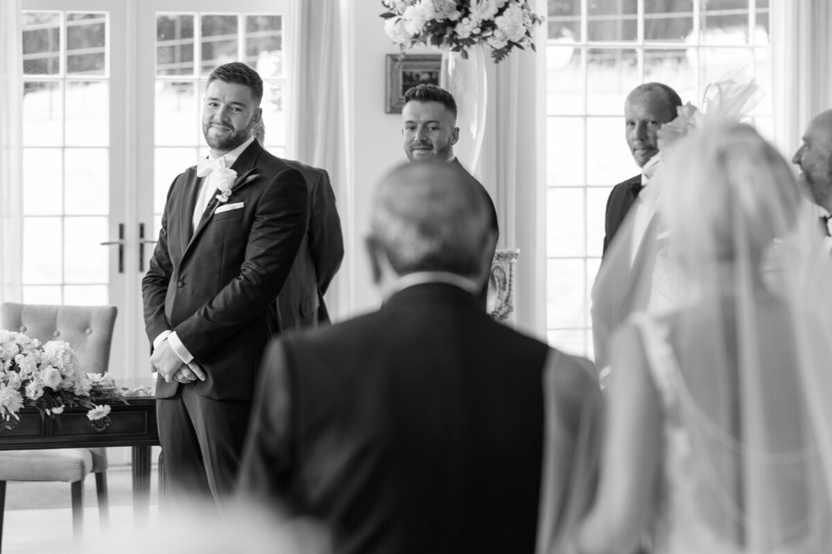 Rushton-Hall-wedding-photography-1060