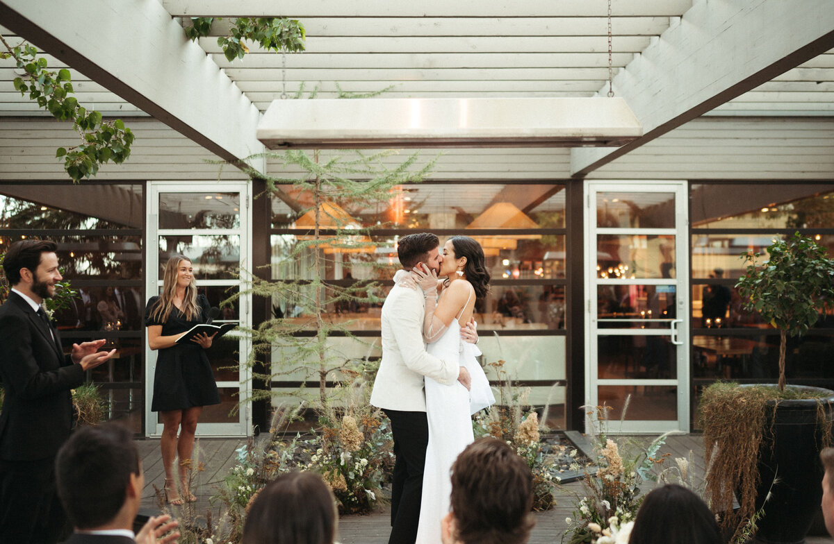 Elegant wedding ceremony, by Coco & Ash, an intimate and modern wedding planner based in Calgary, Alberta.  Featured on the Brontë Bride Vendor Guide.