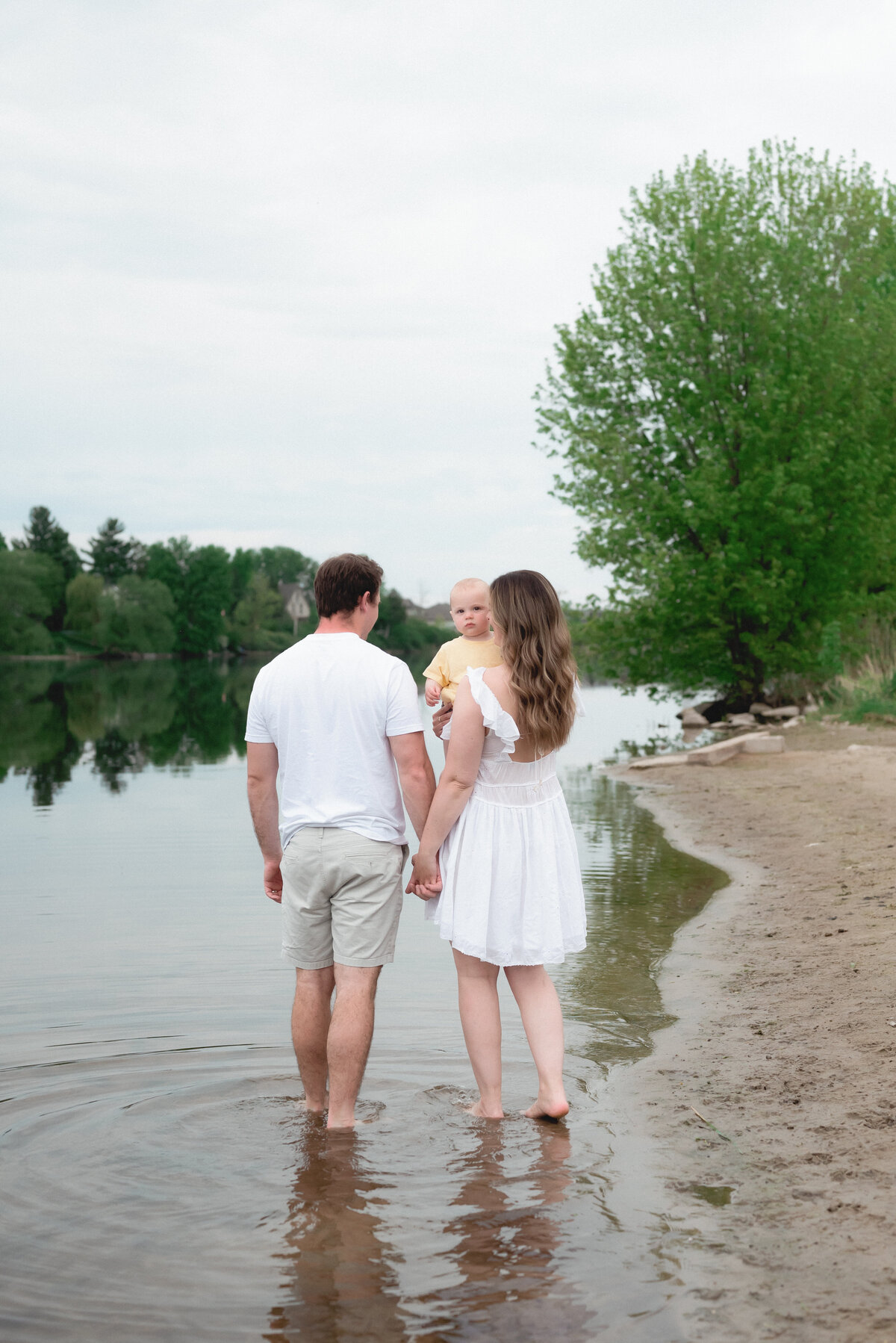 Brooke Lacombe is an Ottawa, Ontario based family photographer, specializing in motherhood, maternity, newborn and family fine art photography.