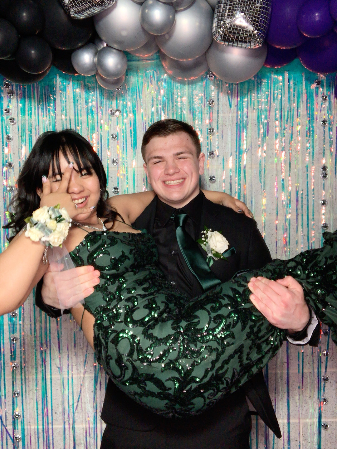 Pearl_River_Junior_Prom_2024_photo_223