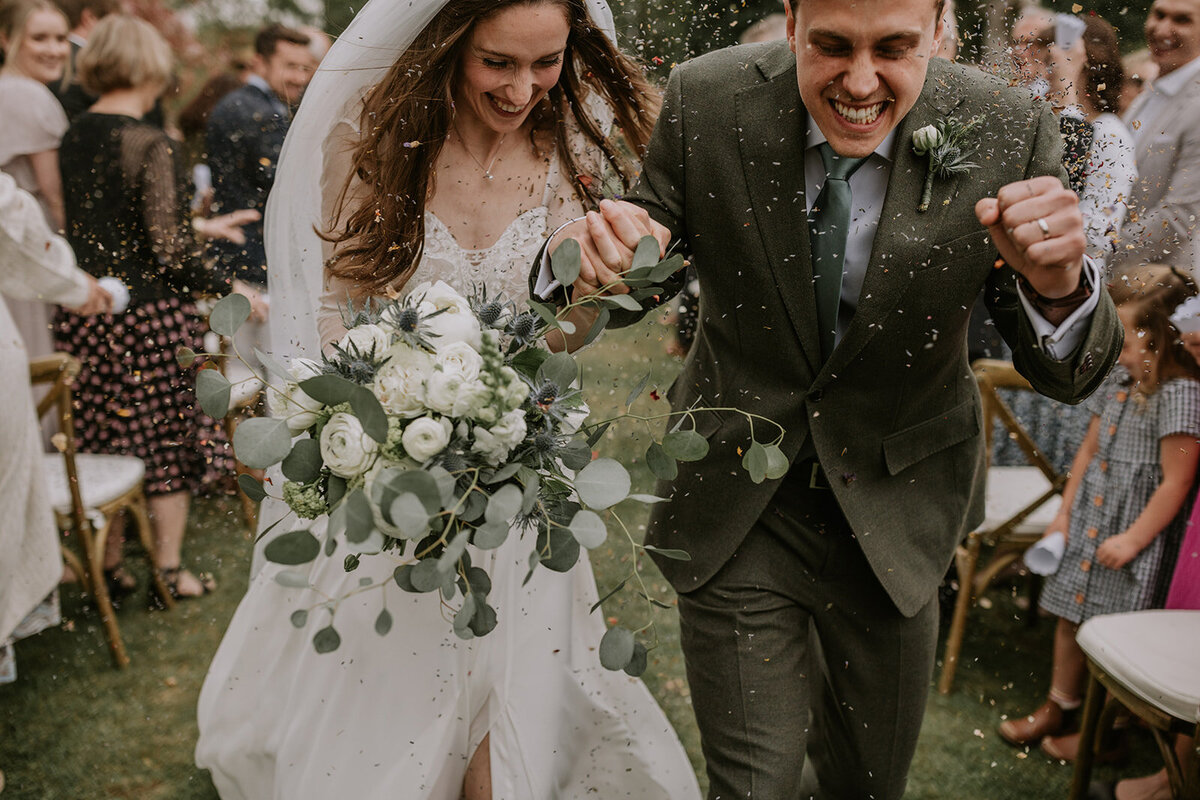 candid-emotional-ceremony-moment-vancouver-garden-wedding