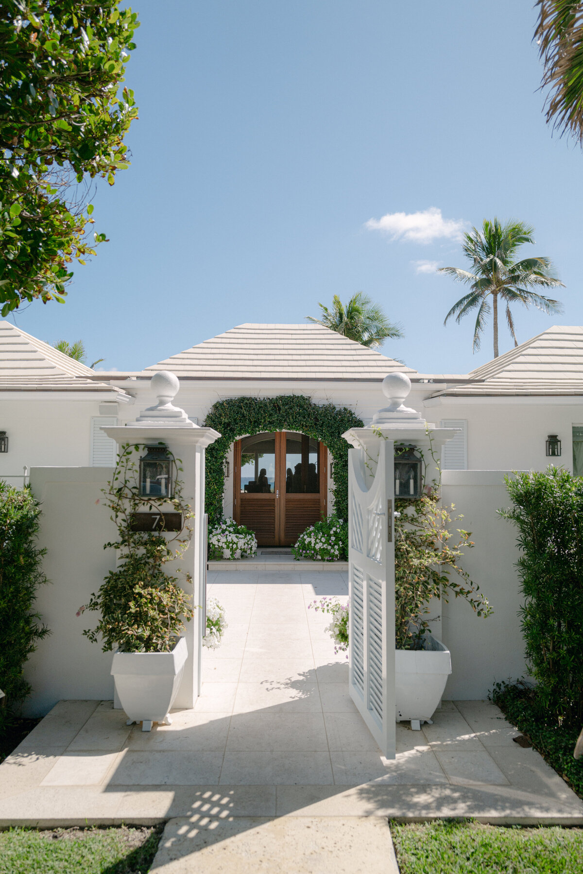 Palm Beach Jupiter Vero Beach wedding planner wedding design wedding coordination Florida wedding full service wedding planner full service wedding management South Florida wedding classic wedding design private club wedding-3