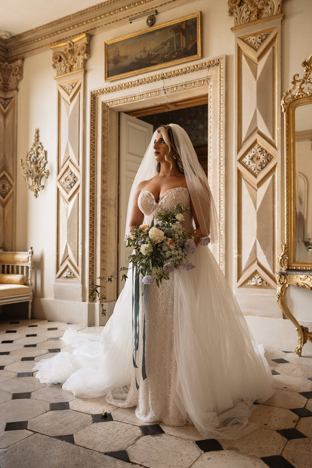 bride-french-chateau-wedding