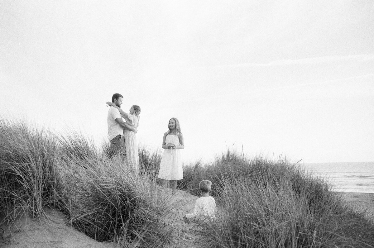 Kristin Dinsmore Photography Fine Art Motherhood Family Maternity Photographer Bay Area California Film Photo Timeless Classic Refined Northern Cali1