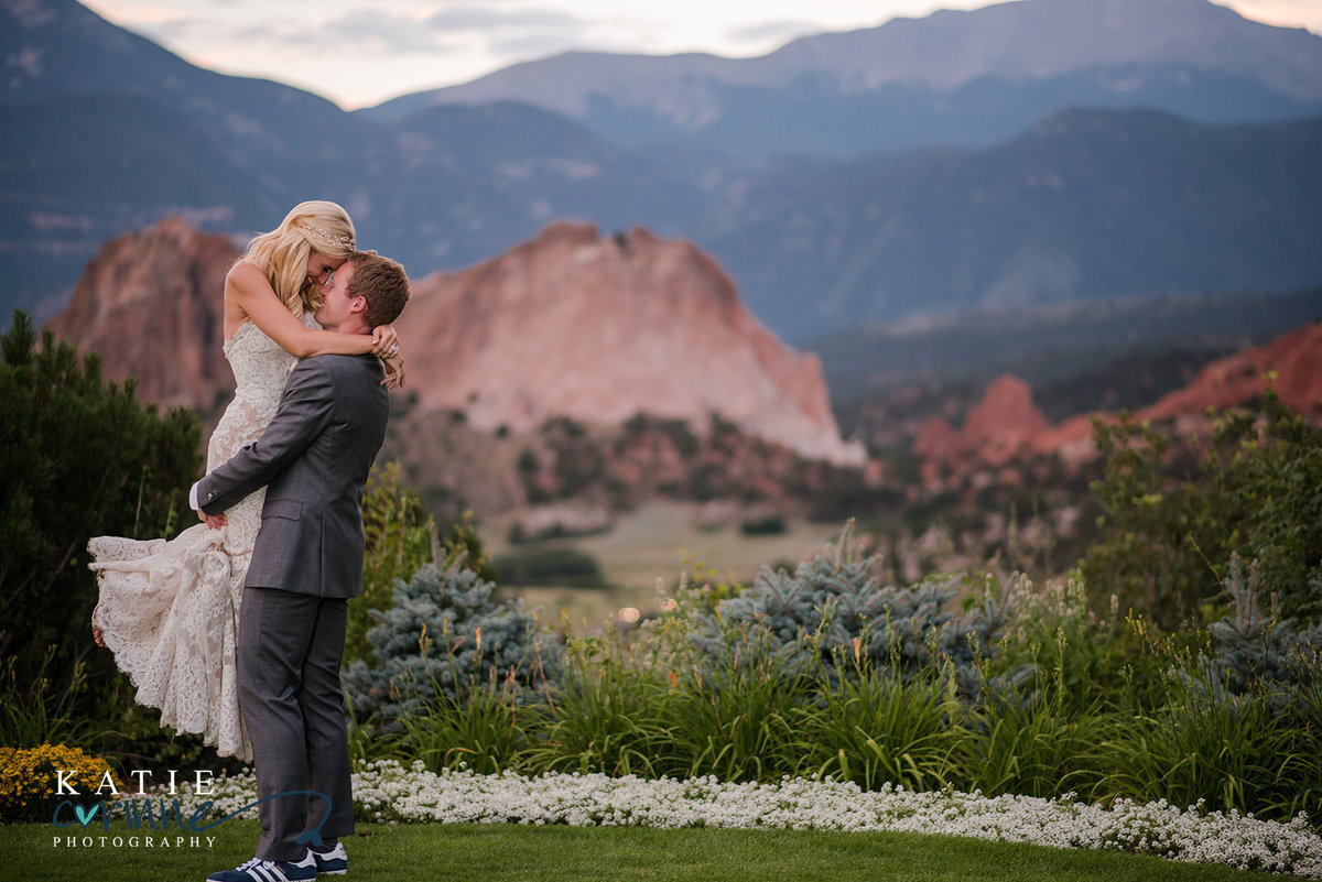 Garden of the Gods Club Wedding Colorado Springs (130)