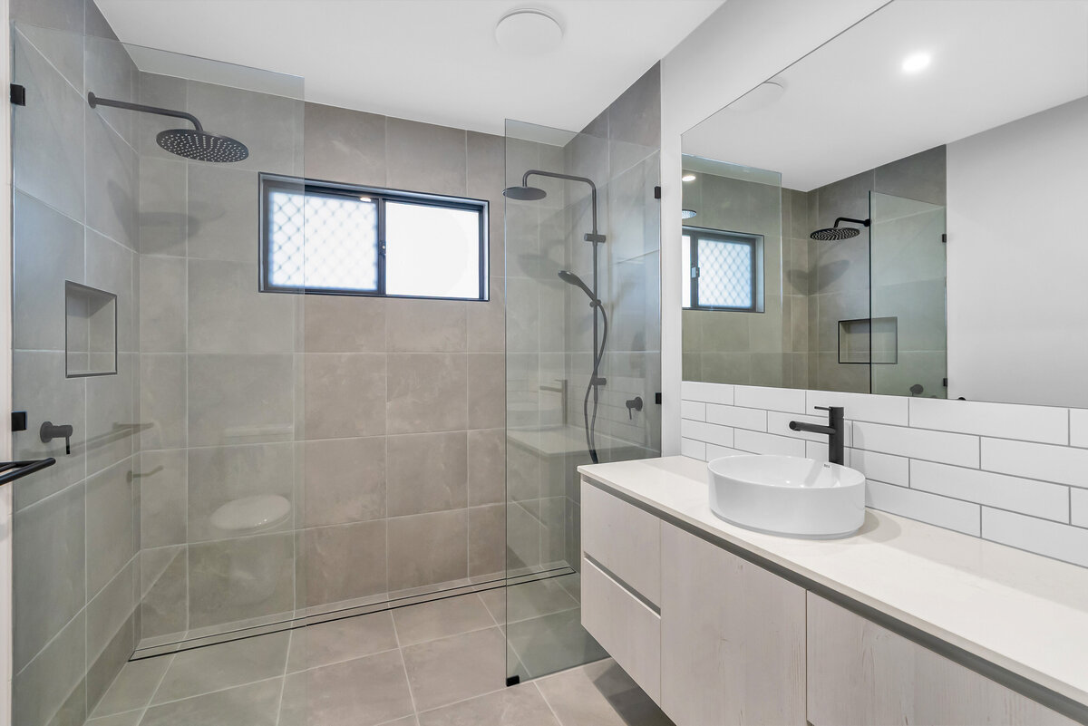 Custom Emerald Bathroom