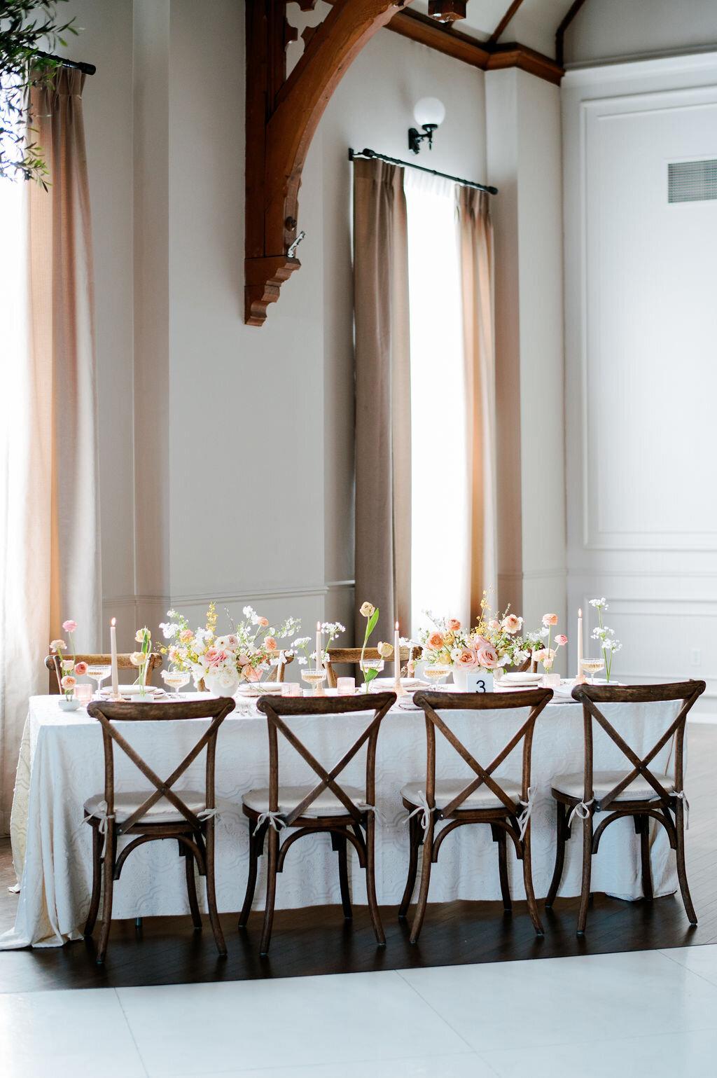 St James Wedding Floral Inspo 16