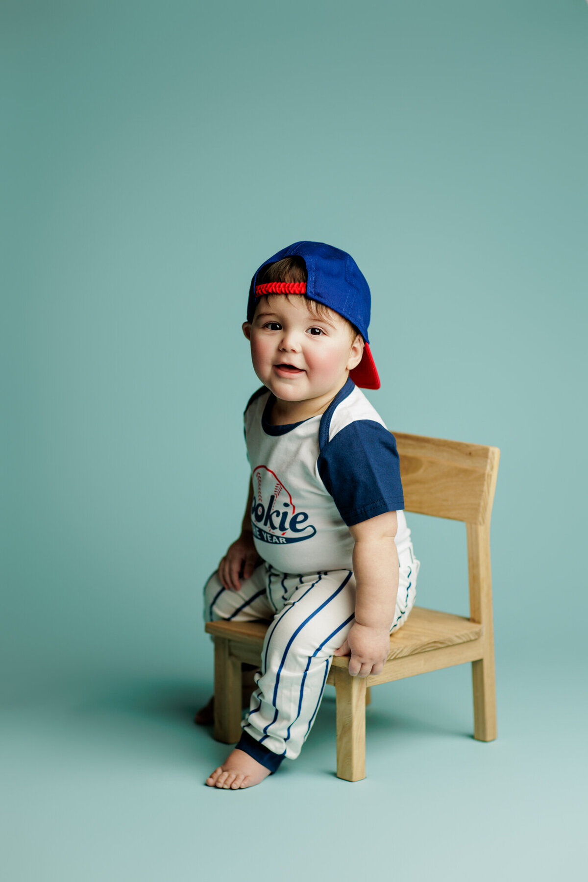 NWA cake smash photographer, milestone portrait session, baby birthday photoshoot Northwest Arkansas, best cake smash photography near me Fayetteville AR
