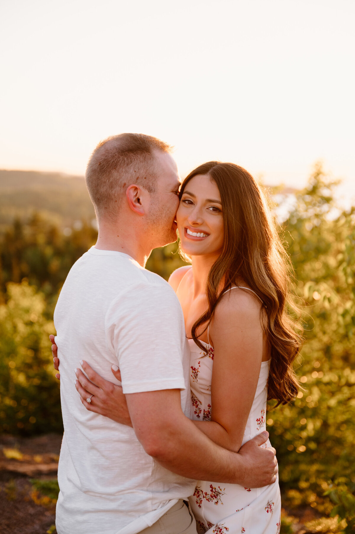 north-shore-minnesota-engagement-session-julianna-mb-photography-17