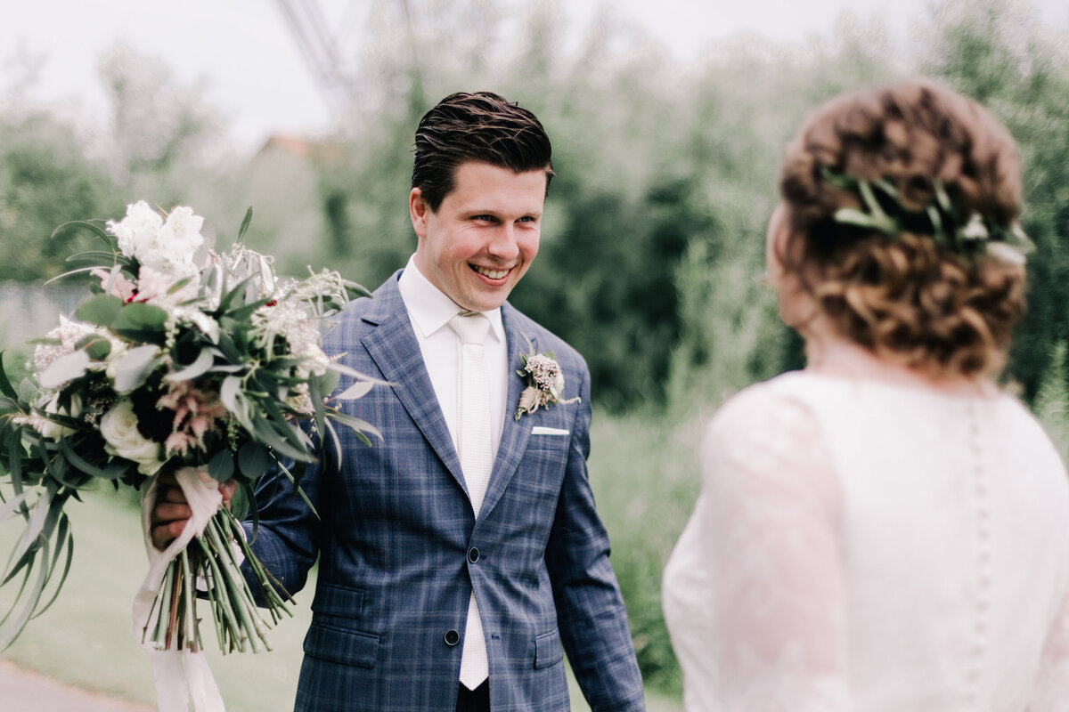 christelijke trouwfotograaf bruidsfotograaf fotografie door lianne van der kwast apeldoorn gelderland de oude duikenburg echteld Heerlijkheid Mariënwaerdt gereformeerd kerk geloof huwelijk puravie hair by h ede barneveld ermelo kootwijkerbroek 30