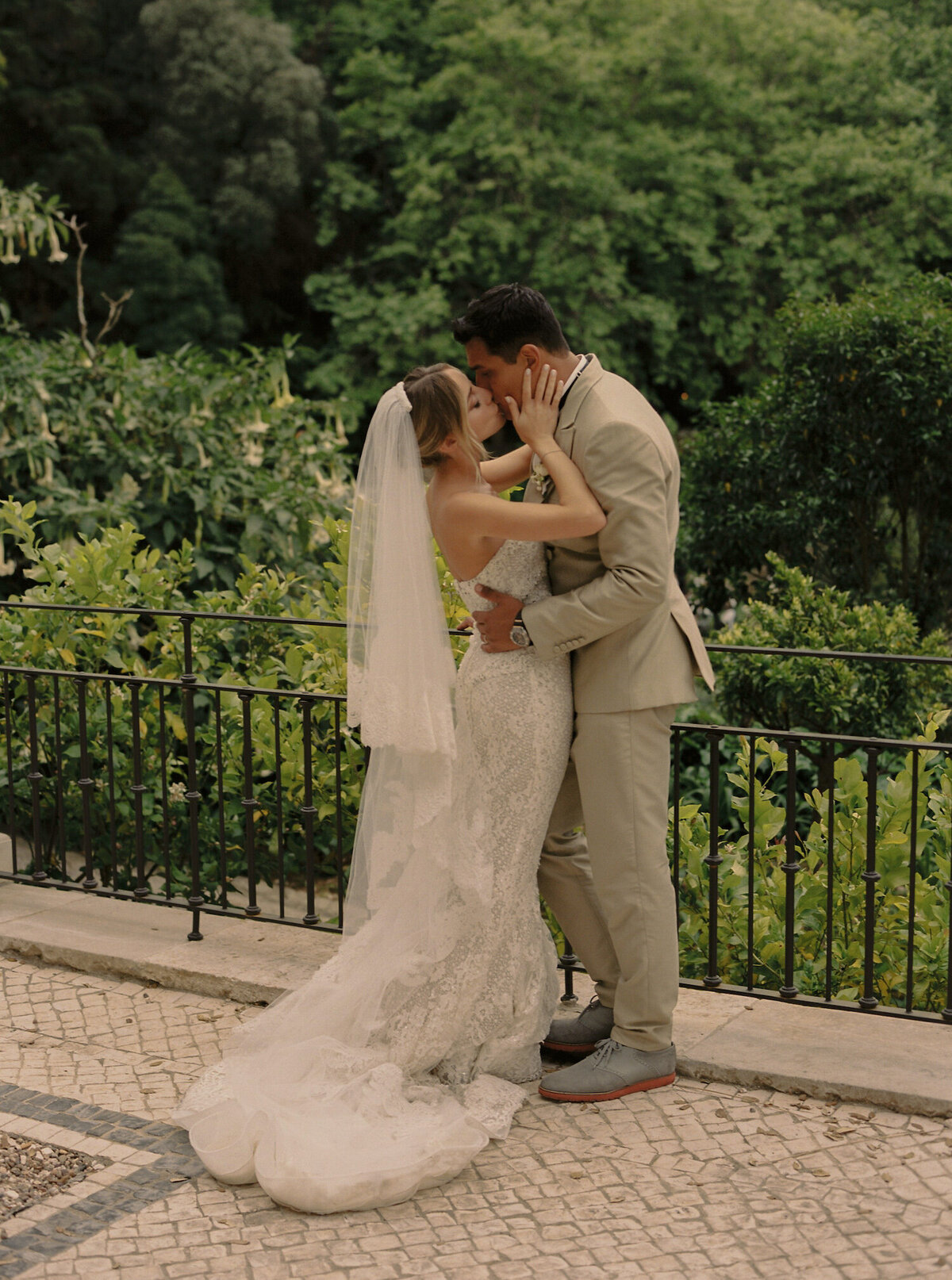Quinta-da-Bellavista-Spring-Destination-Wedding-638