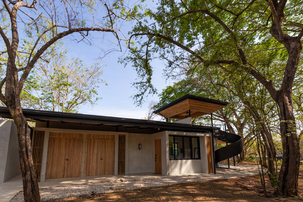 04_Entrance and Exterior