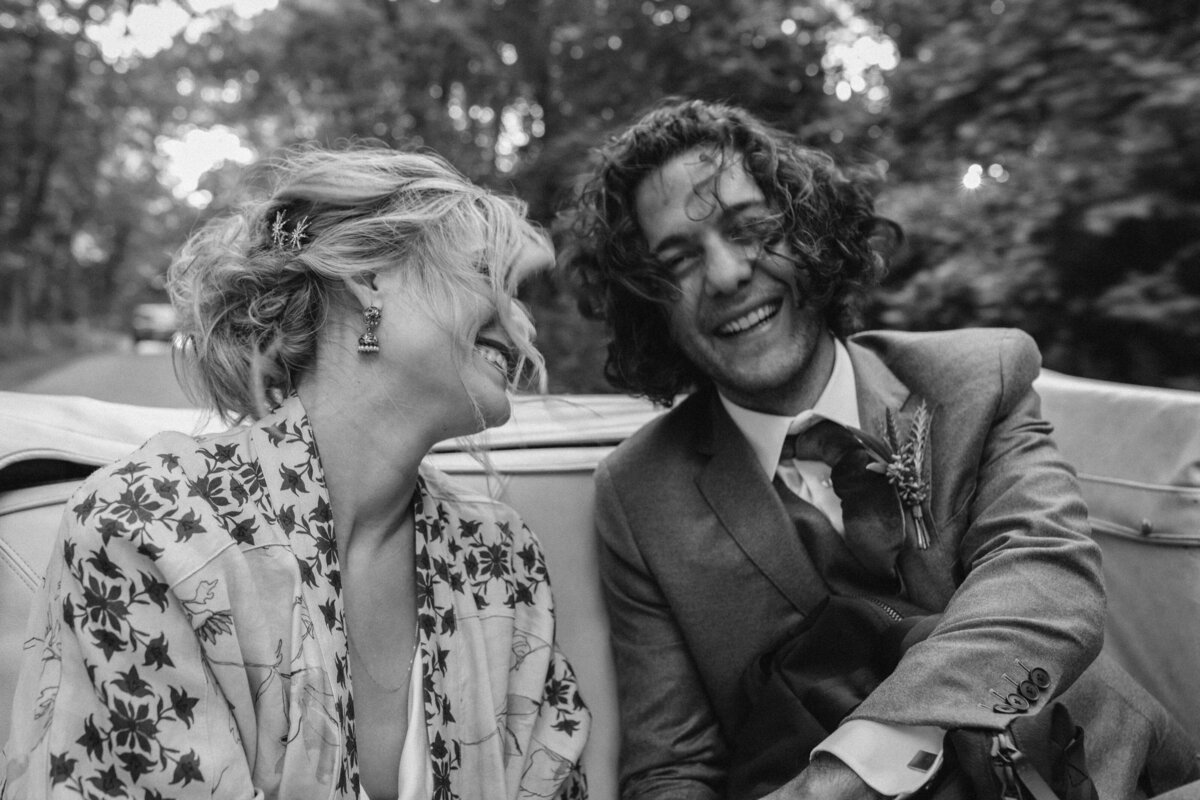 ALLERTON-WEDDING-PHOTOGRAPHY-BY-MEGAN-SAUL-PHOTOGRAPHY-PORTRAITS (52 of 52)