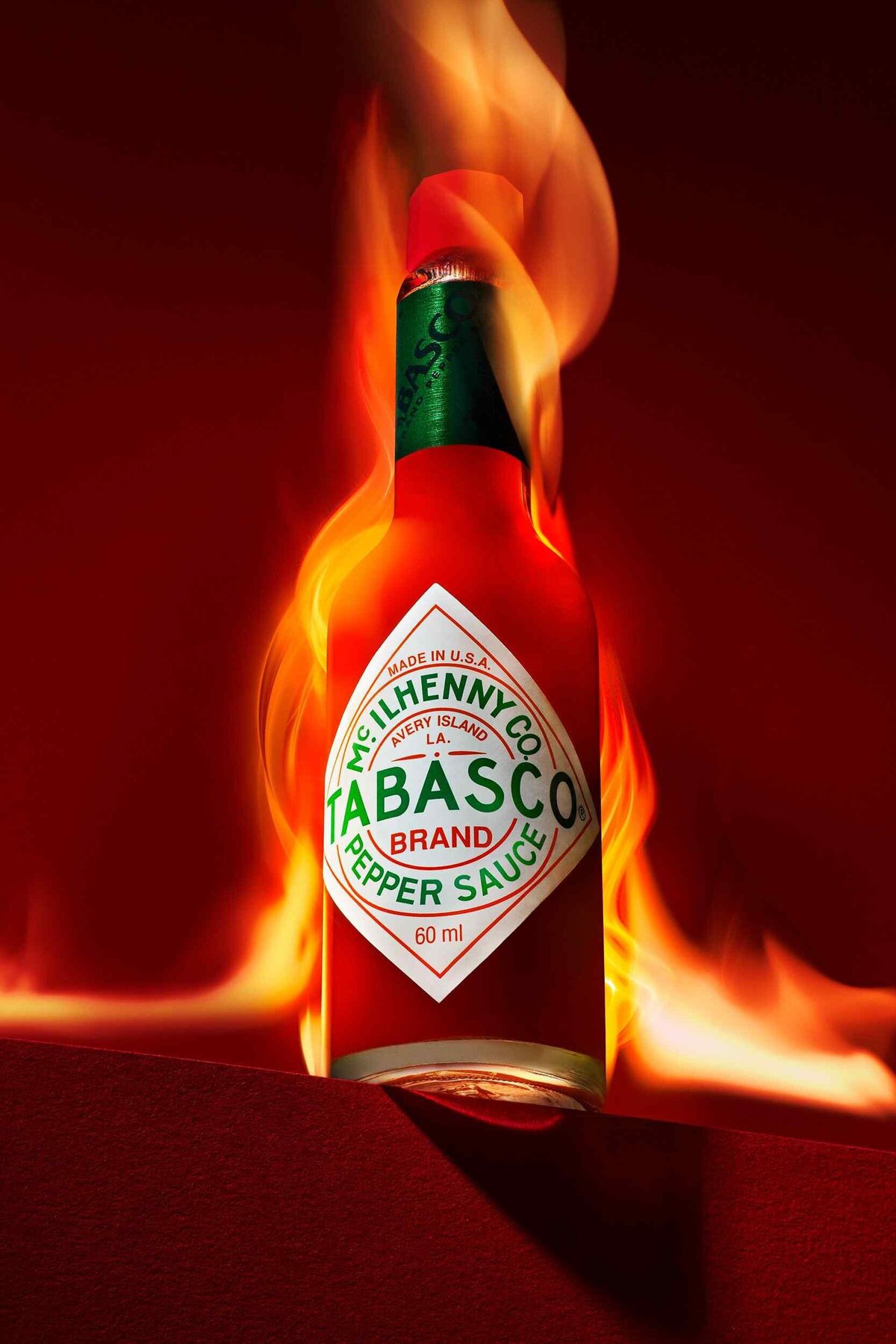 fooddrinks_photography_tabasco-bottle-on-fire