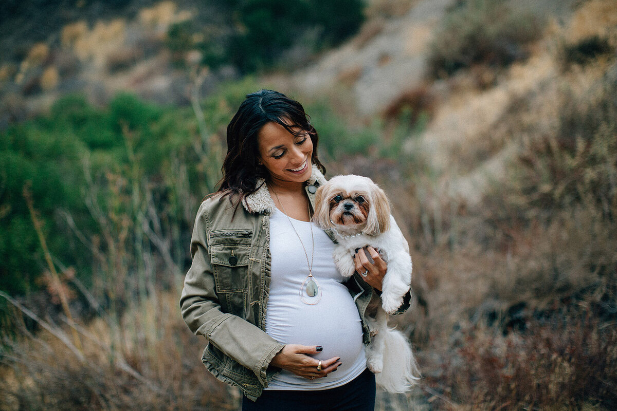 south-florida-pregnancy-photographer-california-dog-beautiful