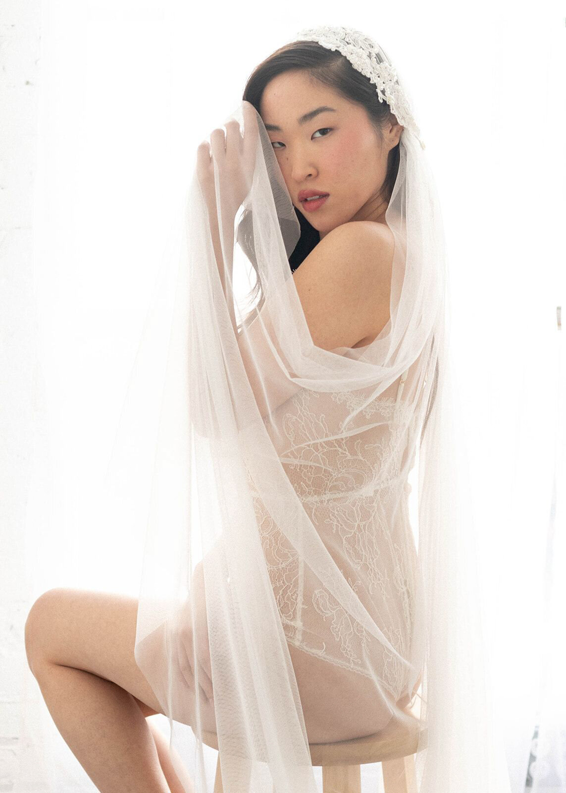 Stunning lace Juliet veil by Blair Nadeau Bridal Adornments, romantic and modern wedding jewelry based in Brampton. Featured on the Brontë Bride Vendor Guide.