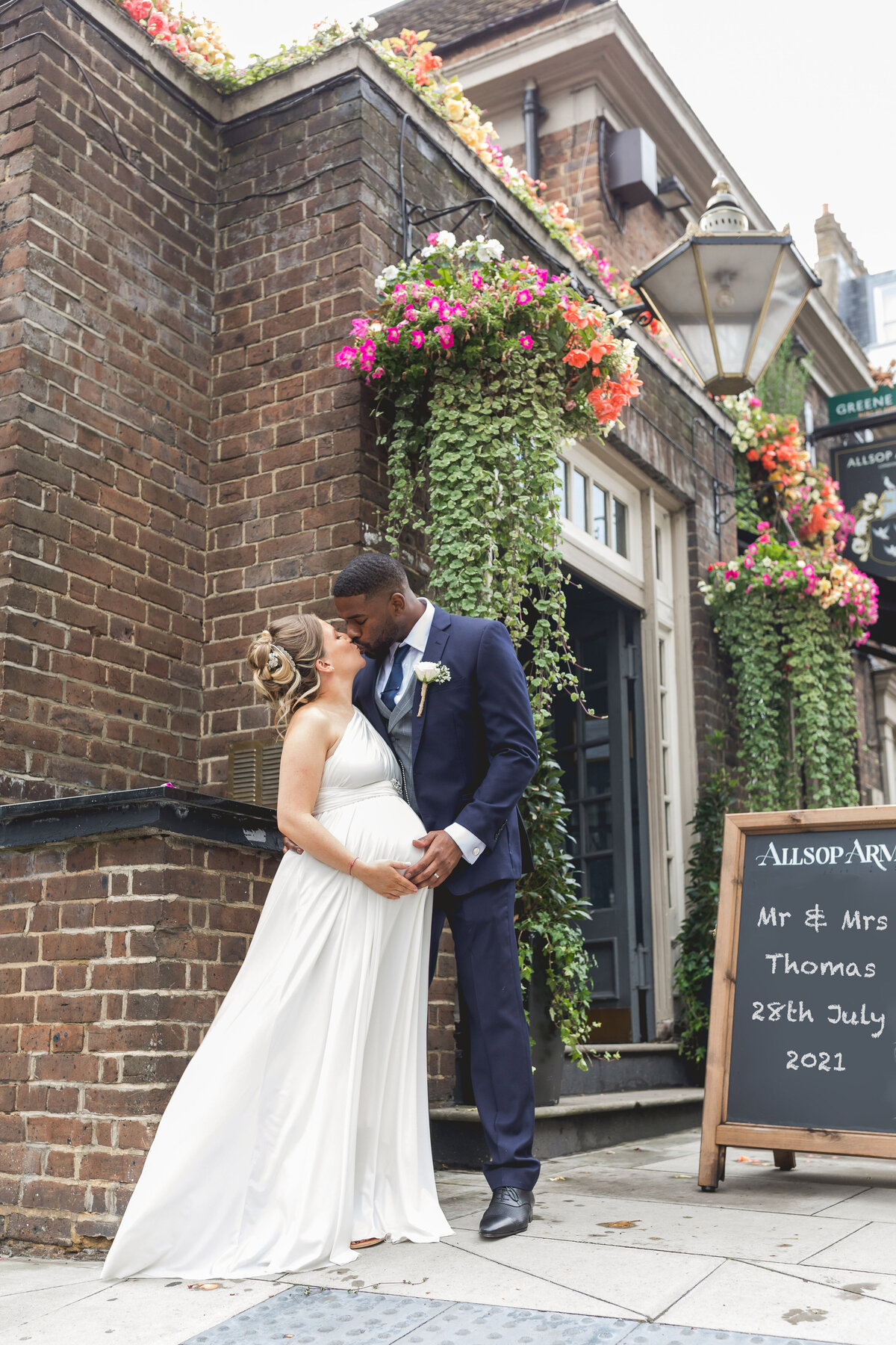 London based Wedding and Couple Photographer
