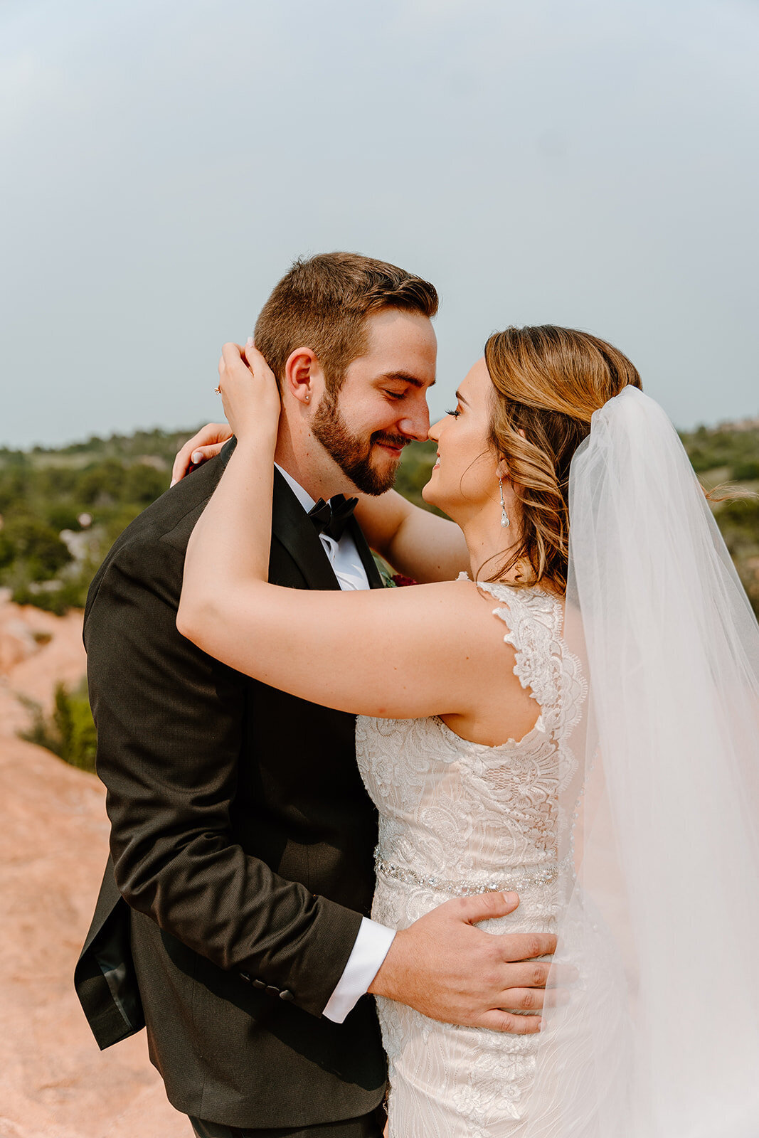 gardengods-elopement-photographer-165