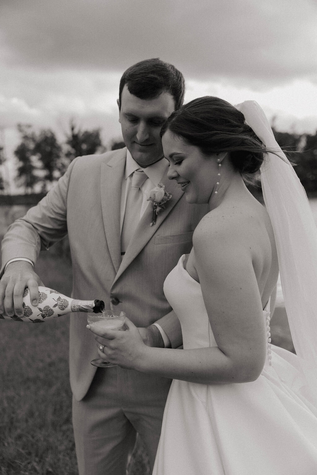 Emily-Hayter-Georgia-Wedding-Photography-Bride-and-Groom7236