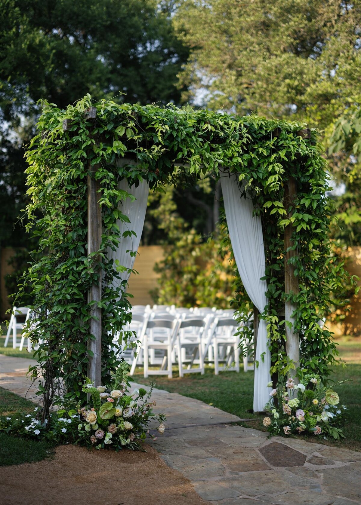 Hummingbird-House-Garden-Party-Wedding-Austin-Texas-Colette-Elyse-Photography-932_websize