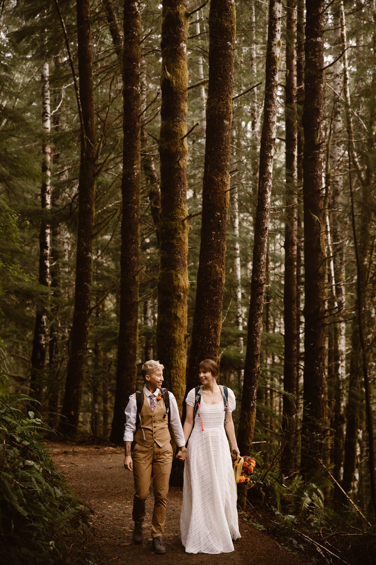 oregon-hiking-elopement-5