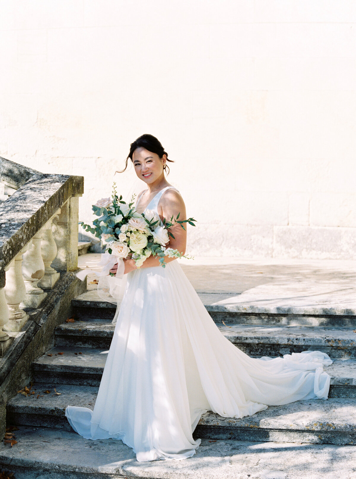 Wedding photography at Chateau Martinay in Provence, France - 18