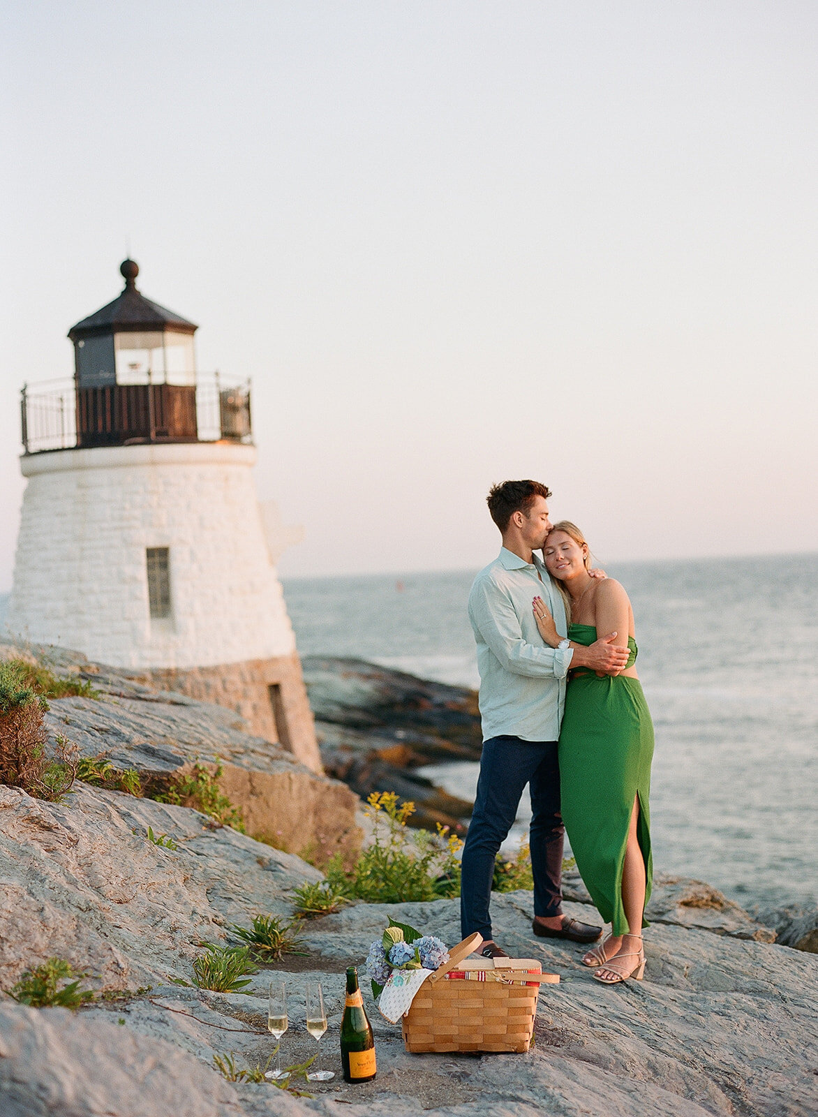 SurpriseProposal_Engagement_CastleHill_Newport_RIEngaged_60647052_0013CHilaryBPhotography