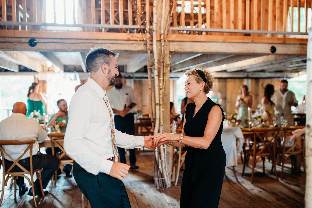 New_Hampshire_Wedding_Photographer_allrose_farm-87