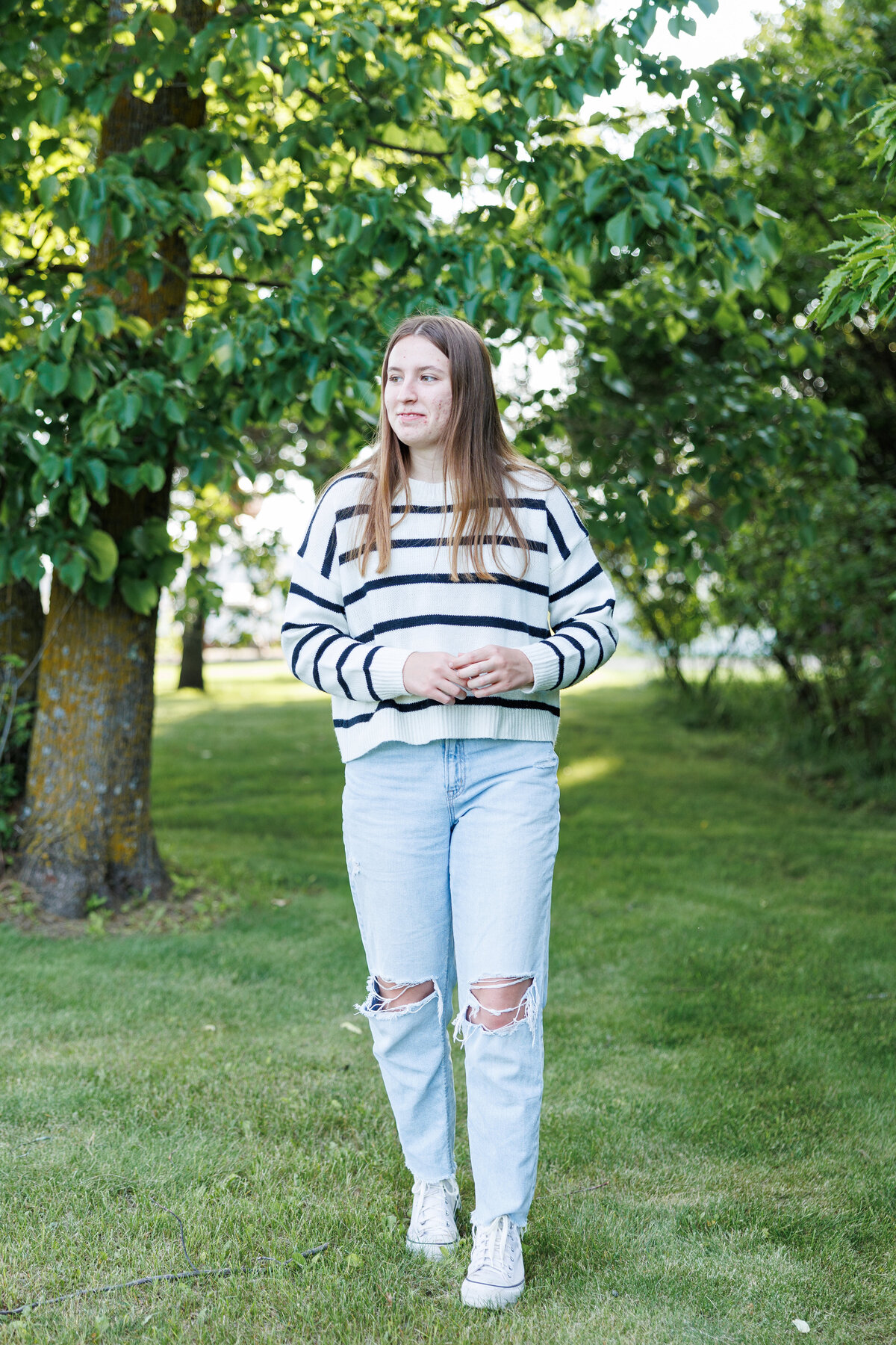 Minnesota photographer for seniors near St. Cloud and Brainerd MN in Central MN Little Falls and Pierz