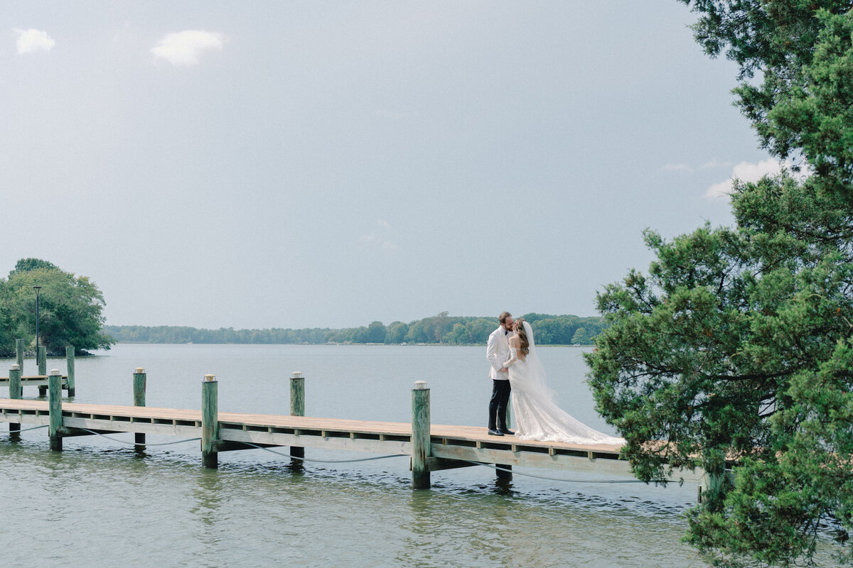 Grace & Ardor Co. East Coast Wedding Engagement Photography Pennsylvania New York City New Jersey Timeless Bold Art Direction Editorial Erin McGeever21