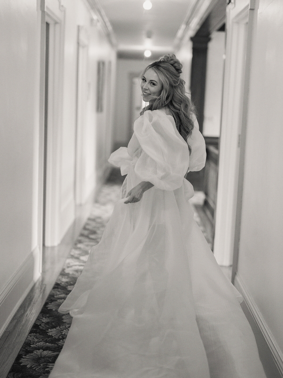 Sarah & Blake Sneak Peeks-75-2
