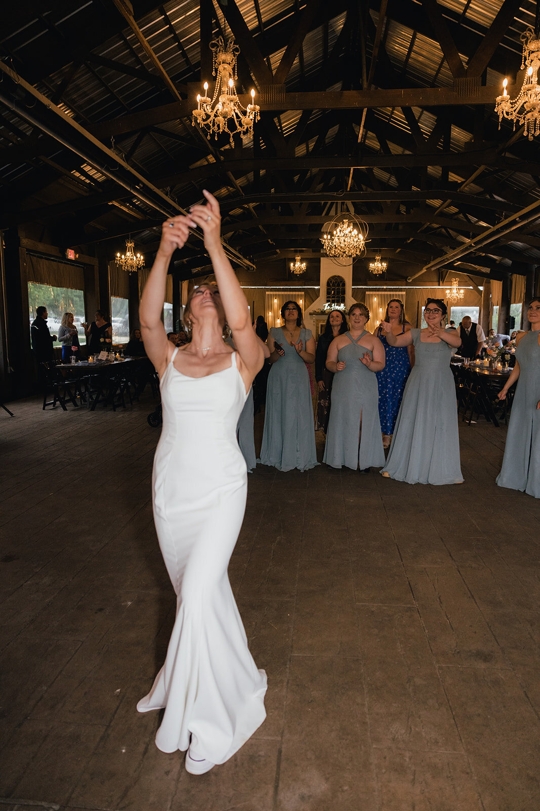 TheHerolds_DancingtheNightAway_1308