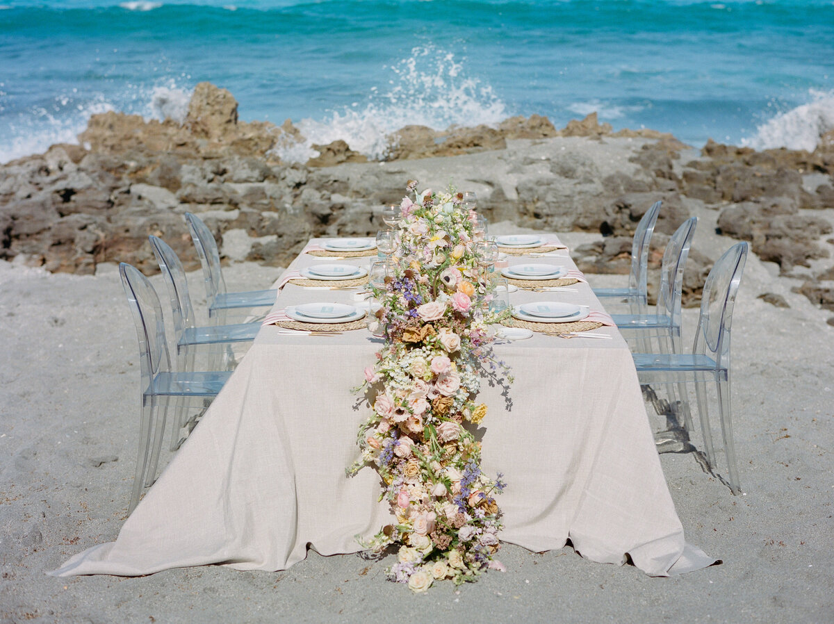 Gotta love that table.