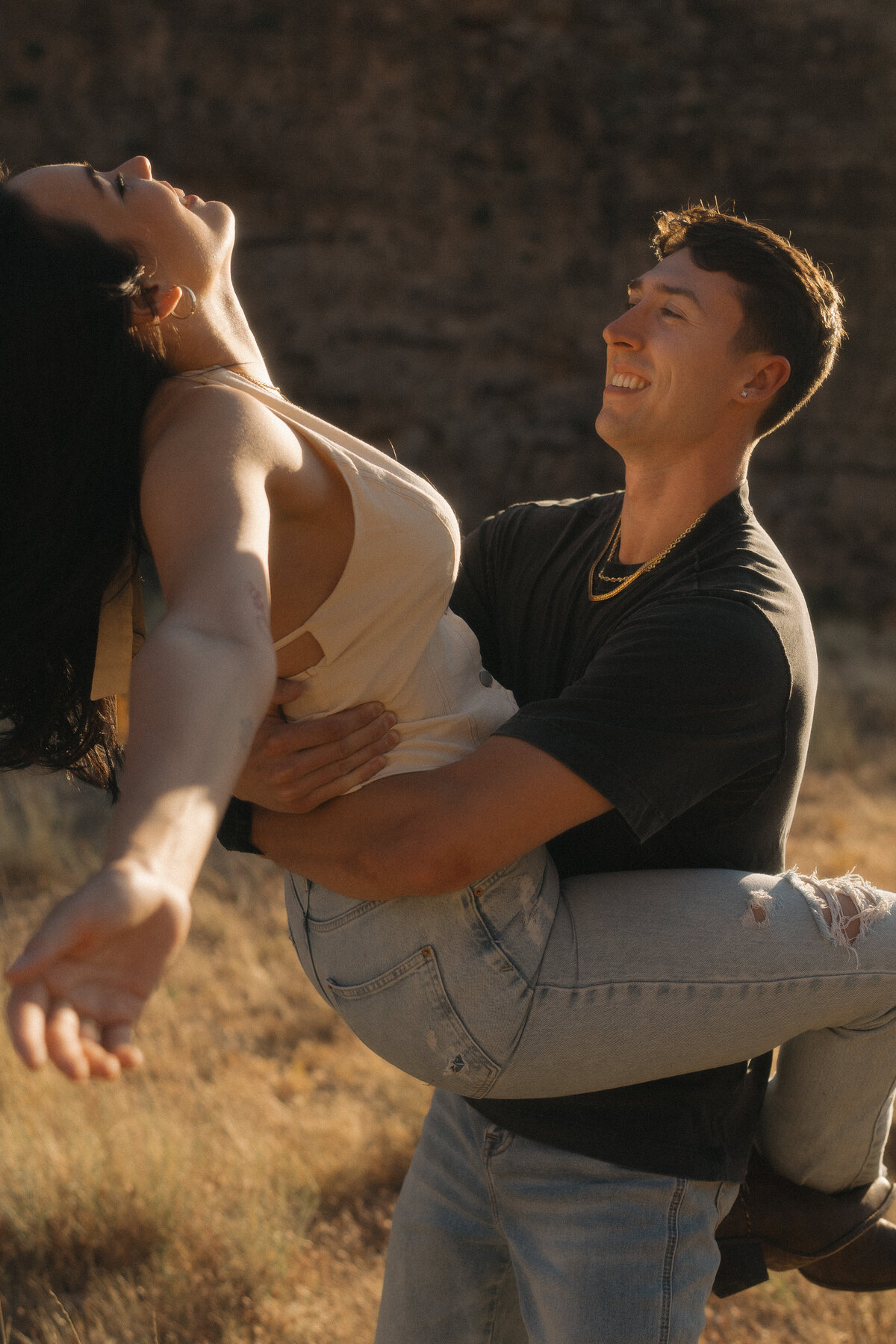Engagement-session-on-the-beach-Las-Vegas