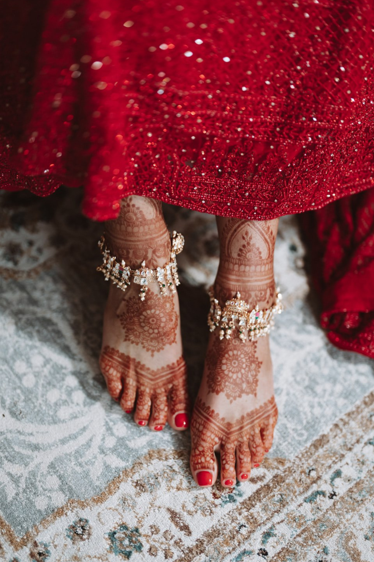 red-gold-sikh-ceremony-bride-2