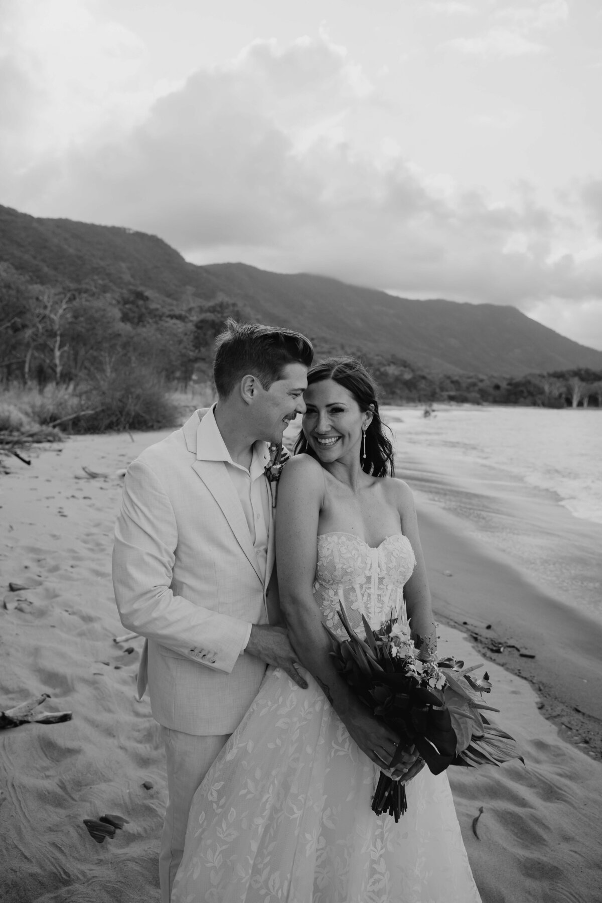 portdouglaselopementphotos-98