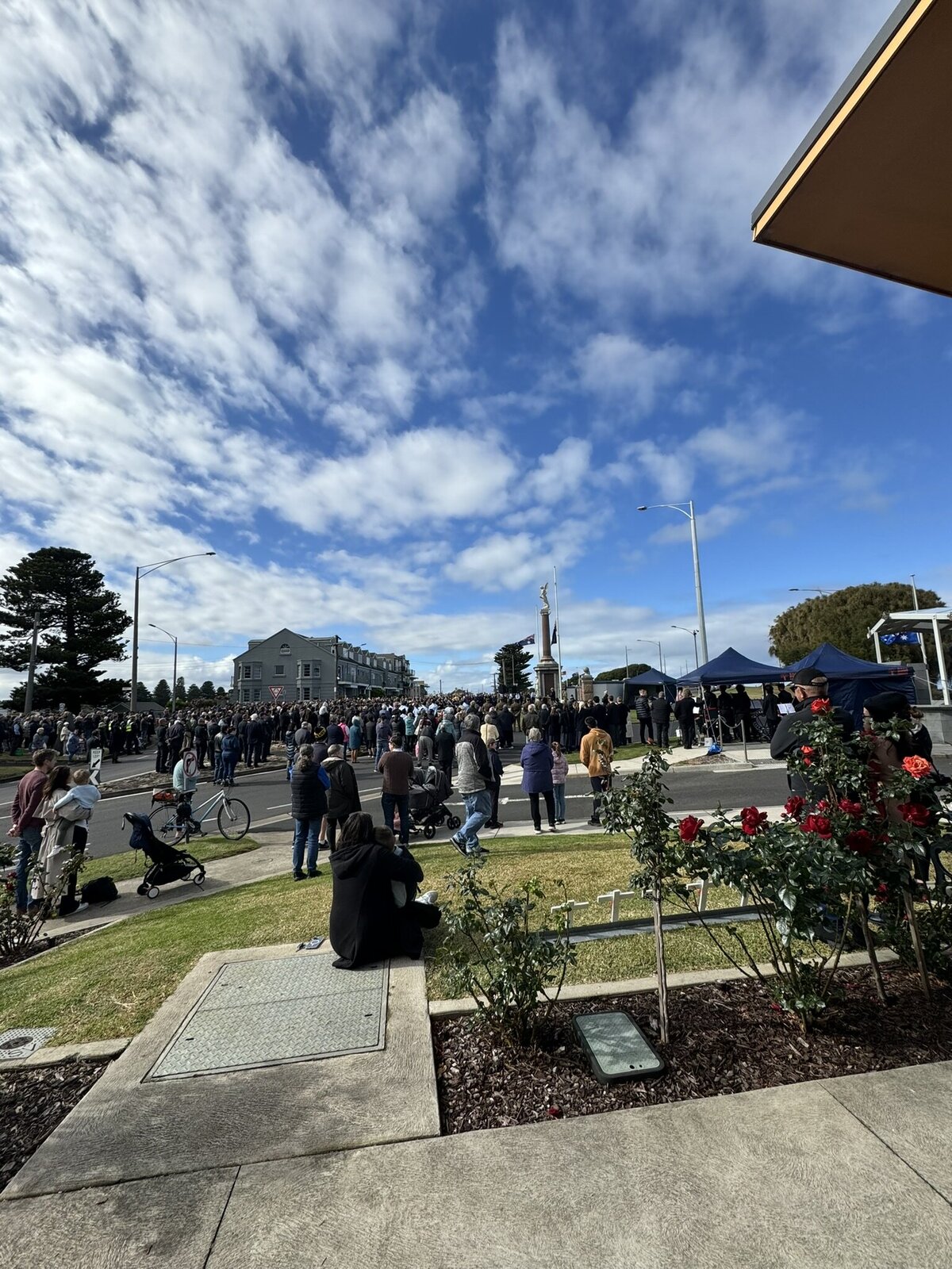 ANZAC day commemoration Angel or peace Warrnambool RSL