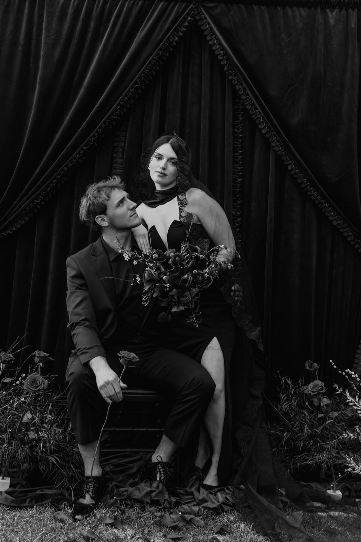 national-exchange-hotel-goth-dark-romance-vampire-wedding-047