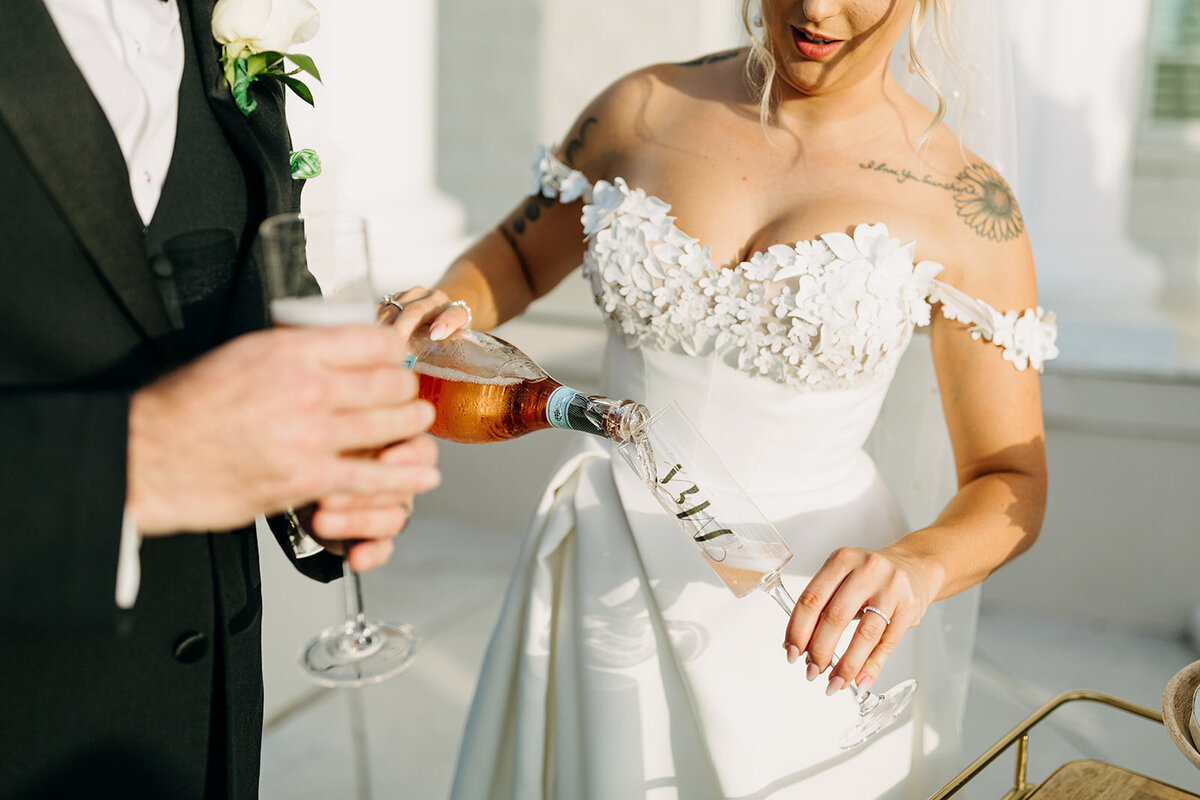 amber-mcwhorter-photo-whitehurst-elopement-chantilly-chic-celebrations-0499