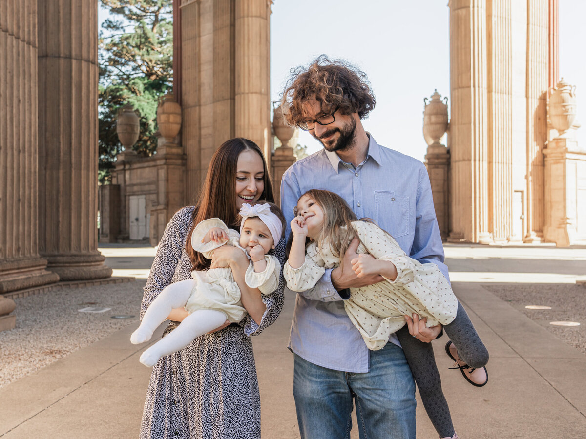 Family Session at Palace of Fine Art for Christmas