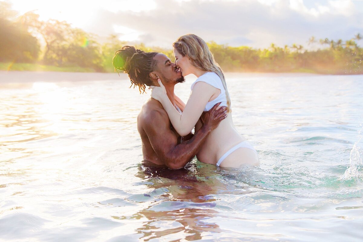 Maui-Maternity-Photographers-Hawaii-15