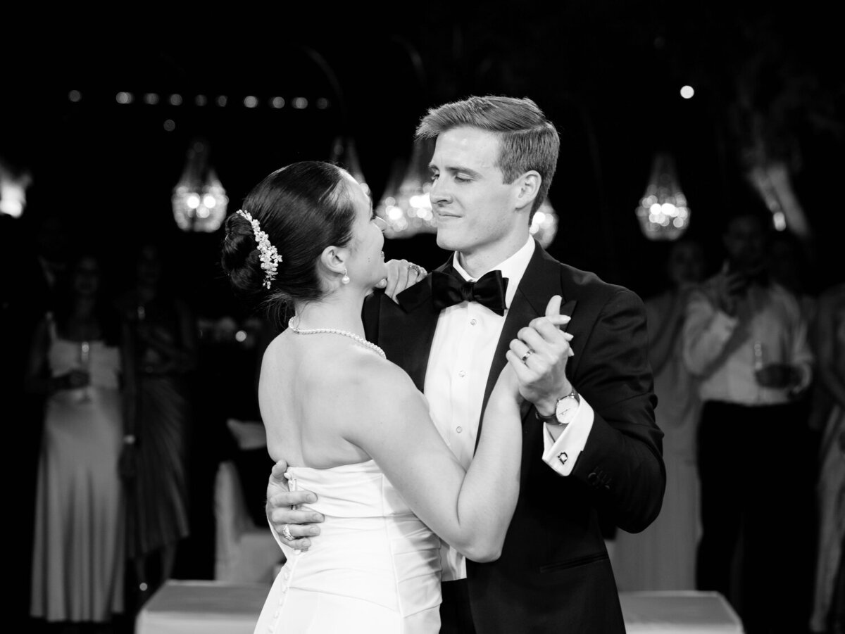 Romantic-Wedding-at-Island-Art-and-Taste–The-Residence-129