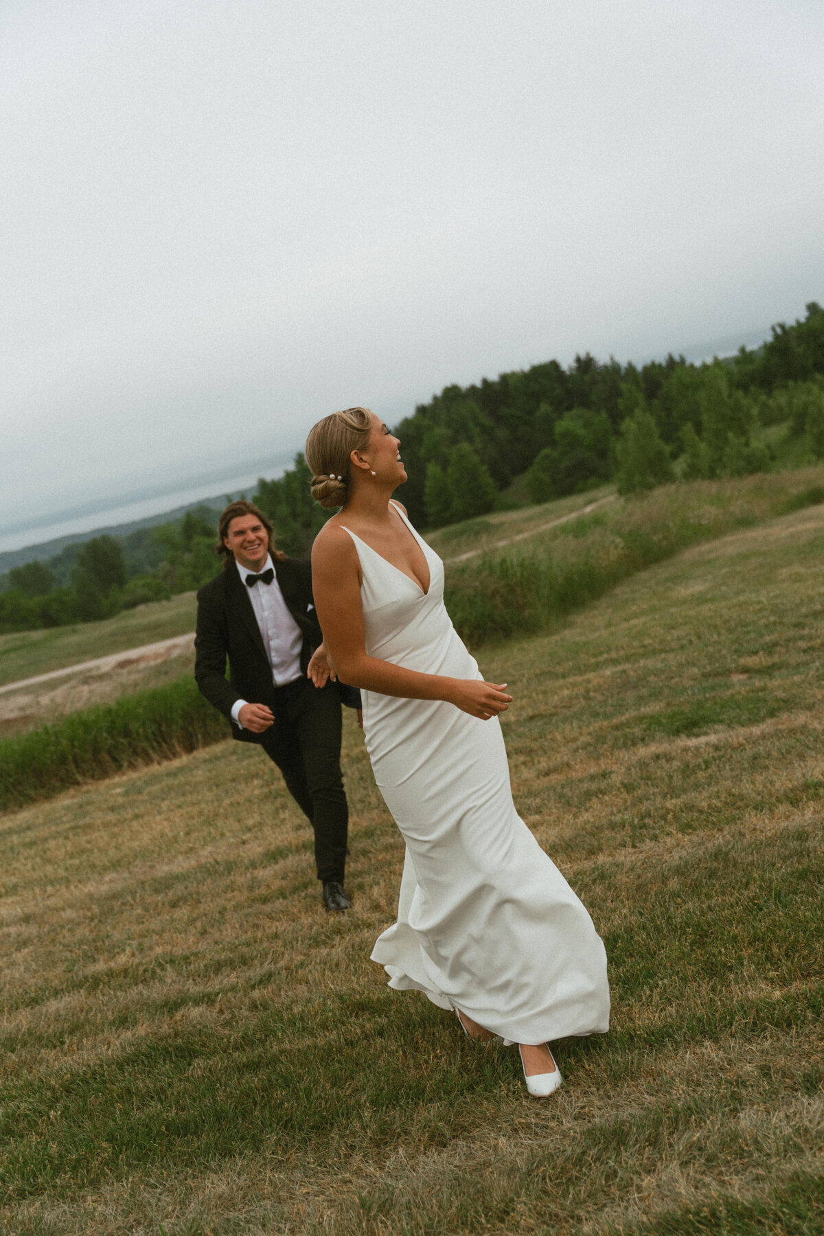 grand-rapids-wedding-photographerA9209144