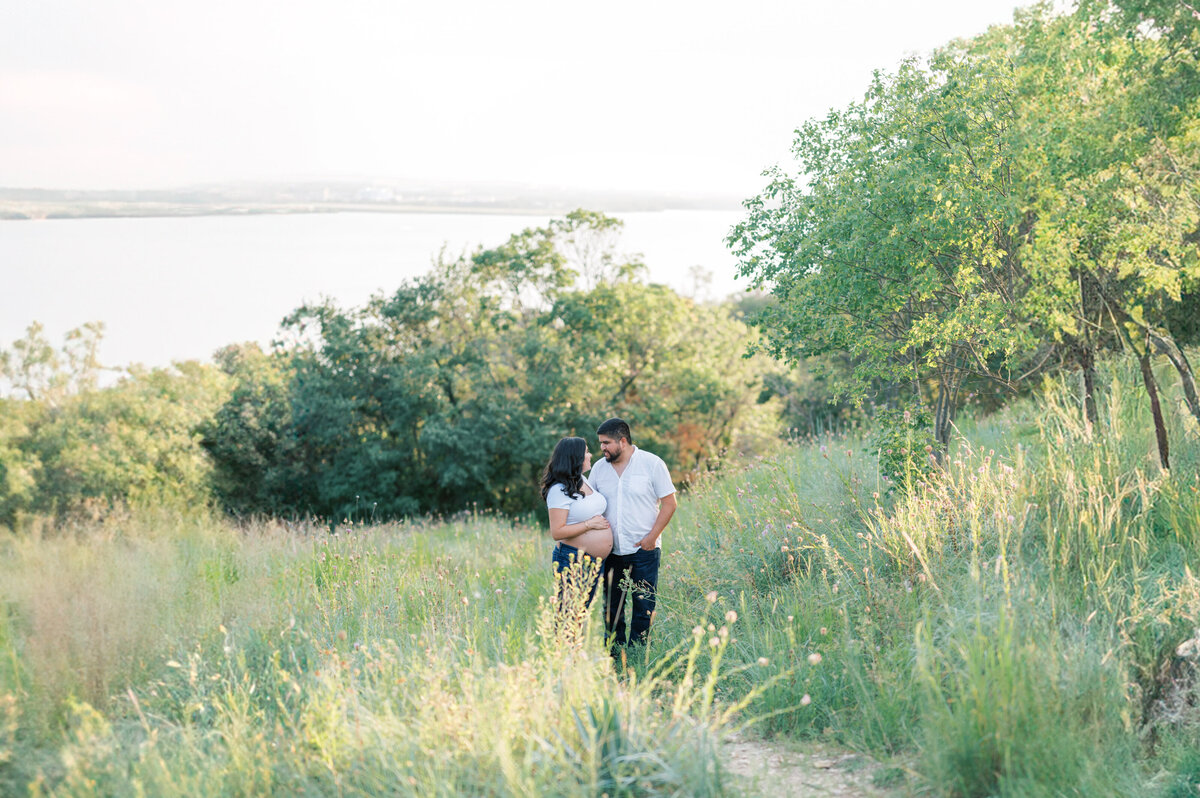 Dallas-Fort Worth family and newborn photographer