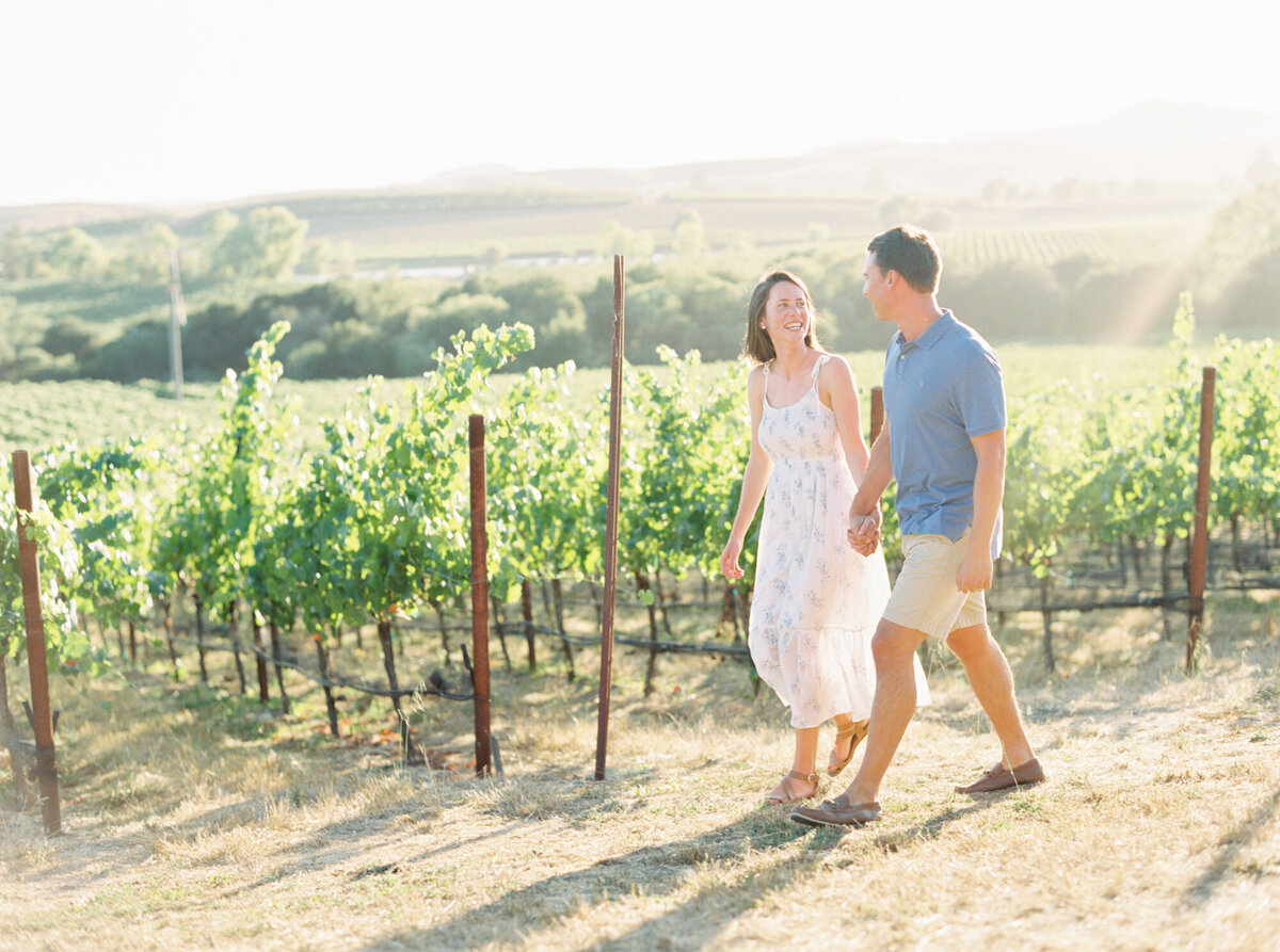Emily March Photography Wilmington, North Carolina and Destination Wedding Engagement Photographer Heirloom Photography for Memorable Gatherings Light Airy Sentimental Imagery Images Weddings Risks_37